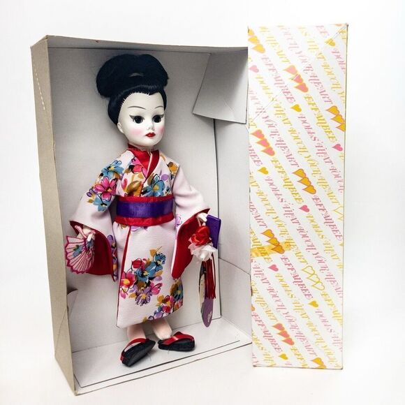Effanbee Madame Butterfly VTG 1983 Collectible 11” Japanese Doll 1140 New In Box - Picture 9 of 10